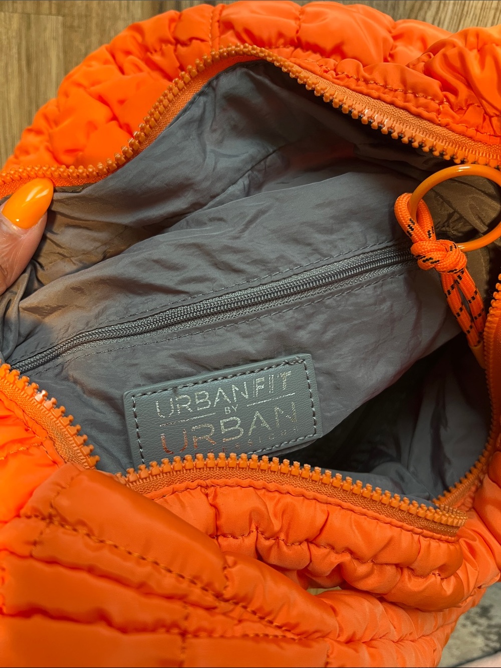 NWOT Urban Expressions Quilted Shoulder Bag - Orange 🍊 - Picture 8 of 8